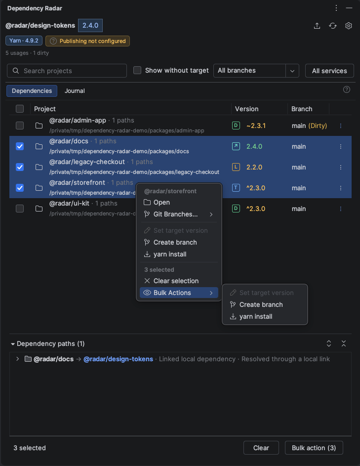 Dependency Radar с тремя выбранными проектами и открытым меню массовых действий